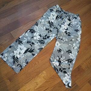 Floral Black and White Women's Trousers